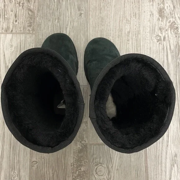 Uggs tall - black - size 7 - Picture 5 of 7